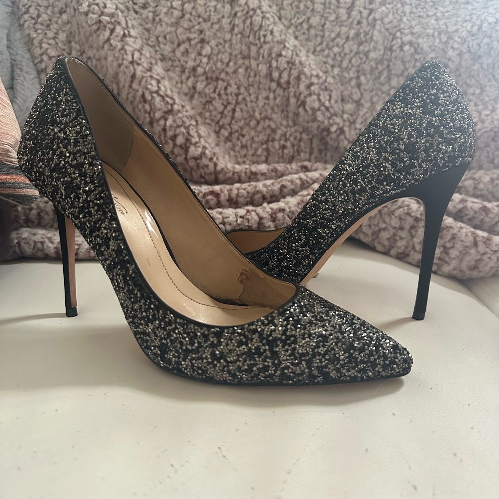 IMAGINE BY VINCE CAMUTO BLACK & SILVER GLITTER HEELS
